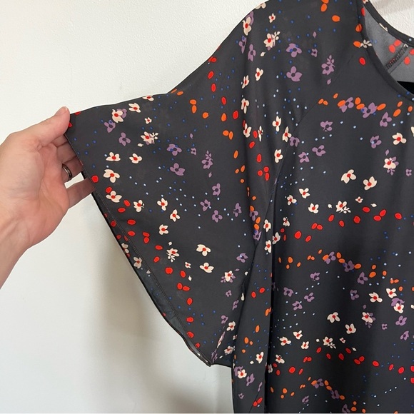 CAbi Style 3828 Muse Floral Dress - Picture 6 of 13